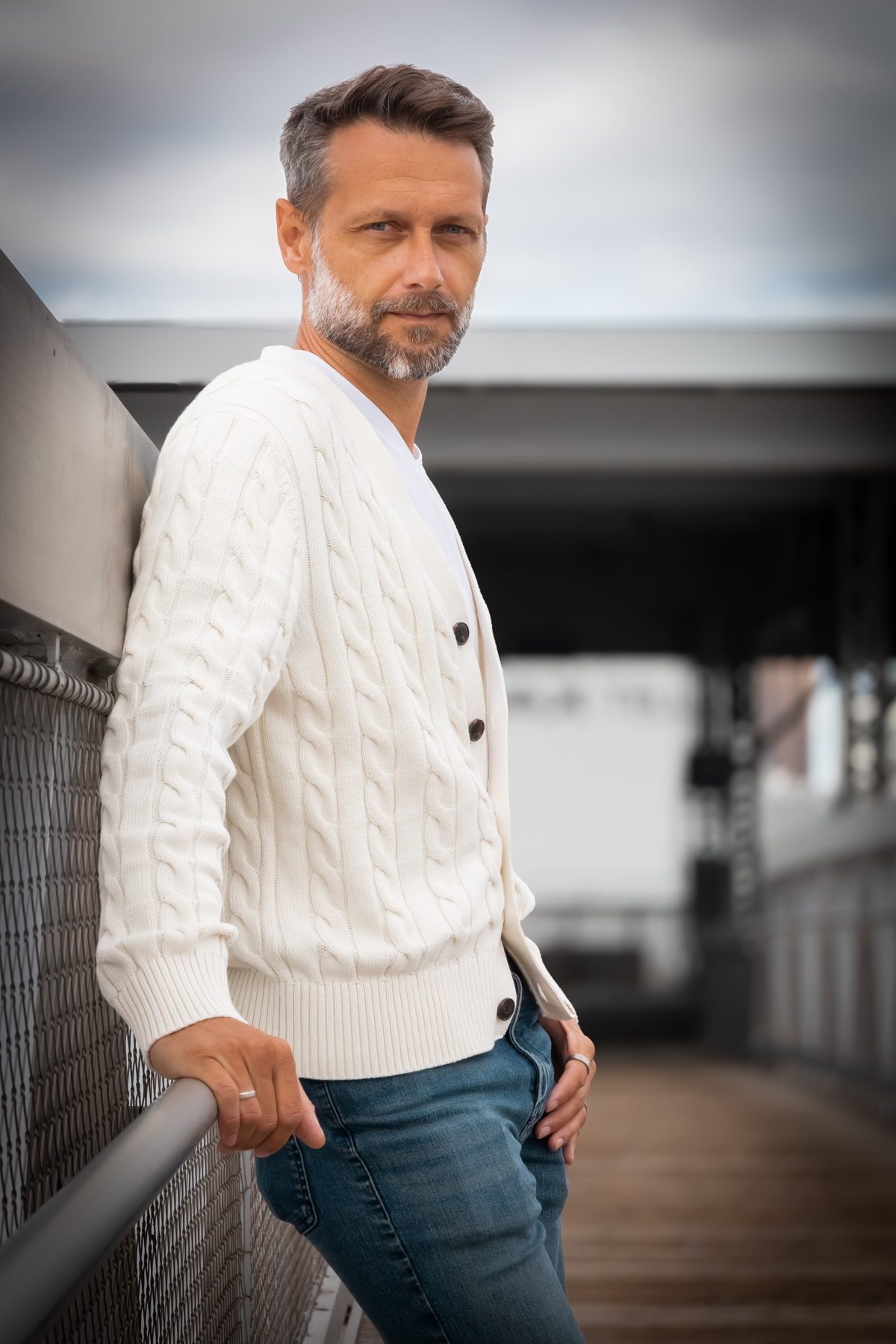 Gilet en maille, en extérieur
